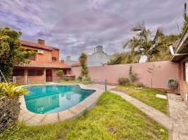 4-room chalet with garden, pool, and BBQ