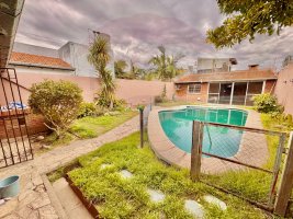 4-room chalet with garden, pool, and BBQ