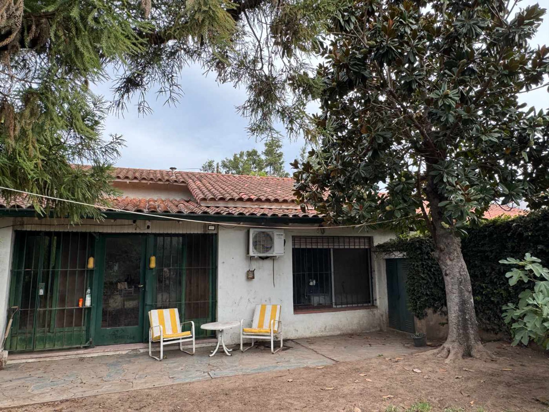 House for Sale: 4 Rooms, Garden, Patio – Don Torcuato