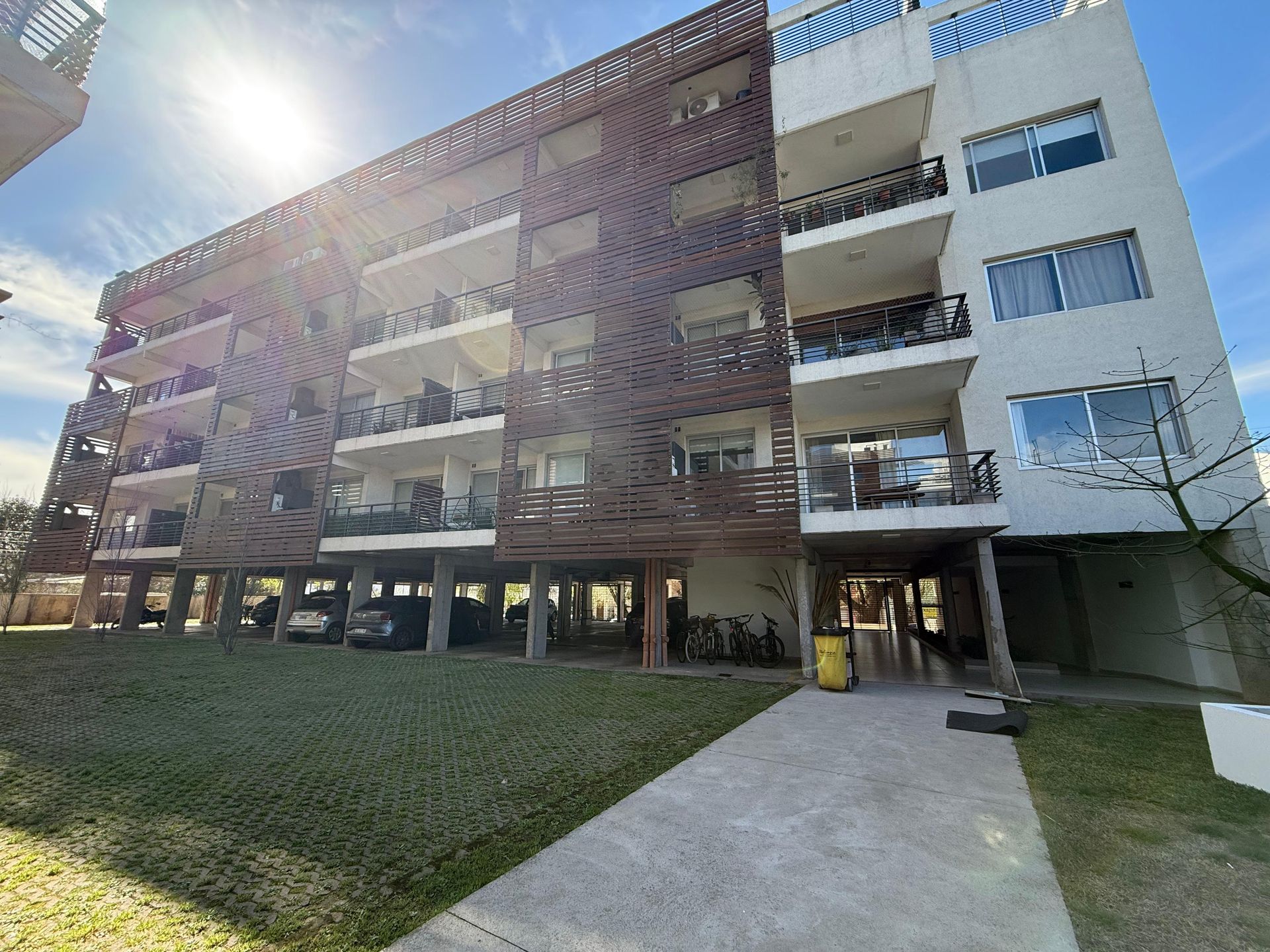 3-Room Apartment for Sale, Tigre Park