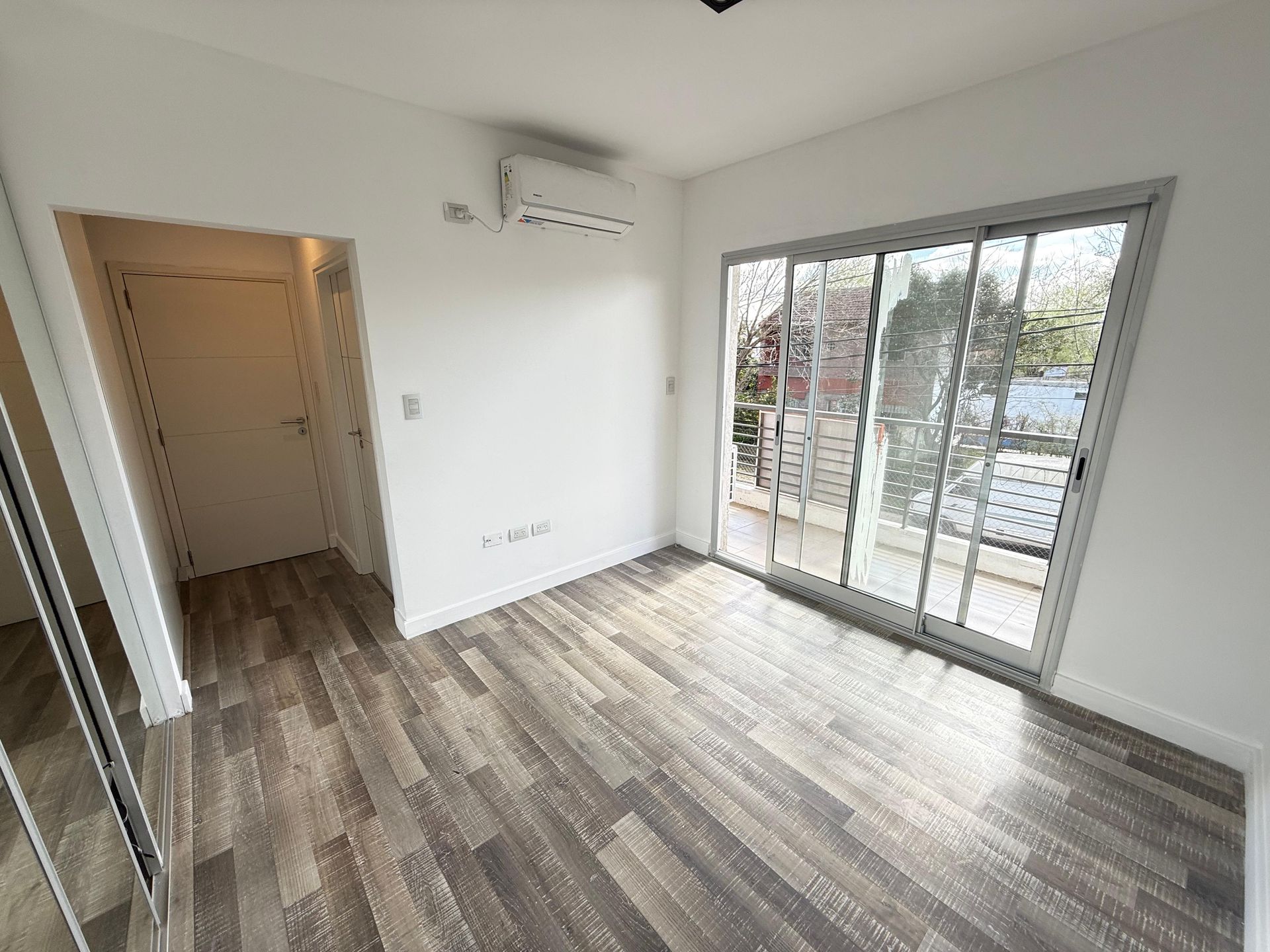 Venta Departamento 3 Ambientes Tigre Park