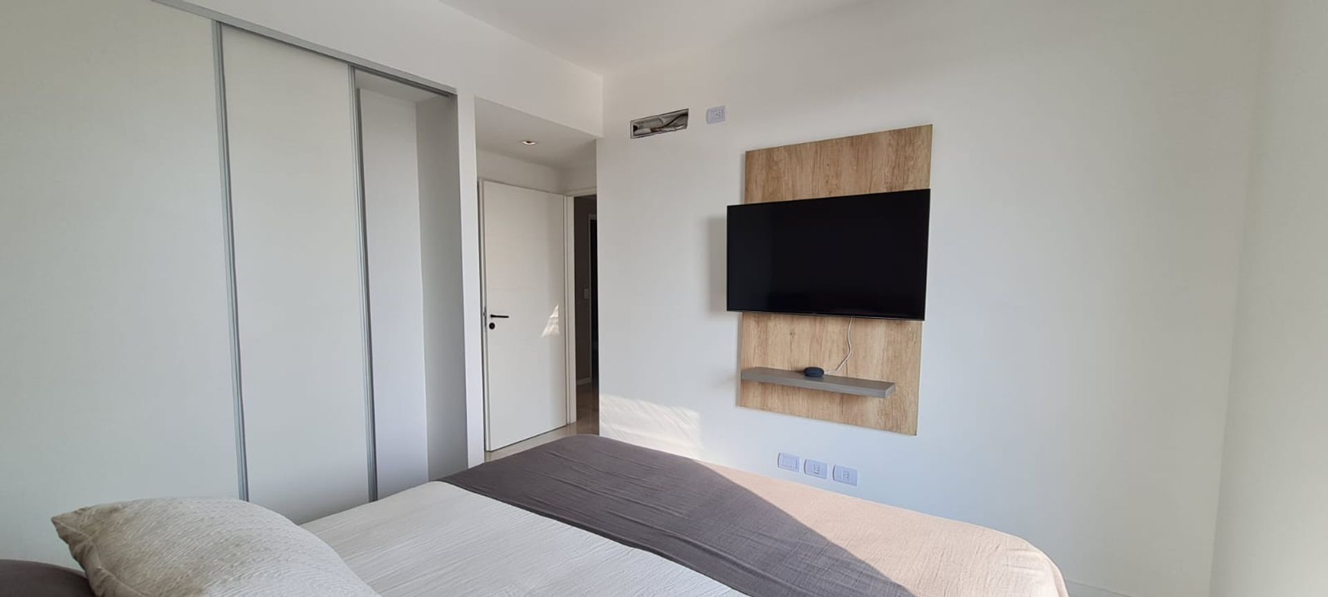 Venta Departamento Dos Ambientes Tigre Brickel