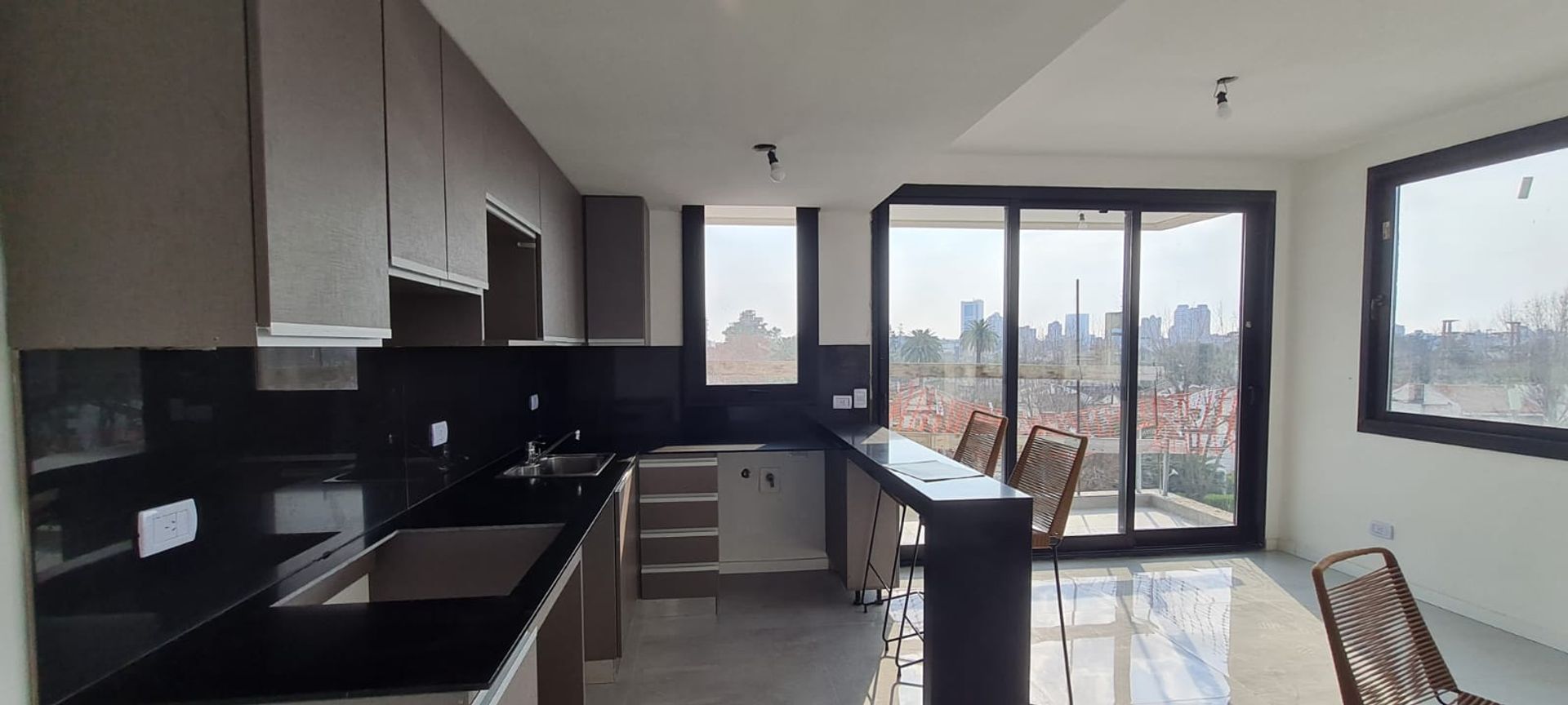 Venta Departamento Dos Ambientes Tigre Brickel