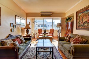Apartment for Sale – 4 Rooms, Garage – San Isidro
