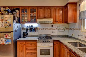 Apartment for Sale – 4 Rooms, Garage – San Isidro