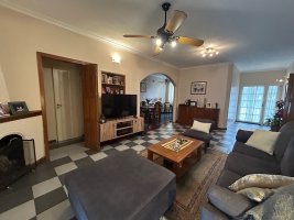 Spacious and cozy Casa Bajo de San Isidro for sale