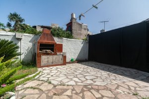 Venta Casa 4 Amb Con Pileta Y Garage