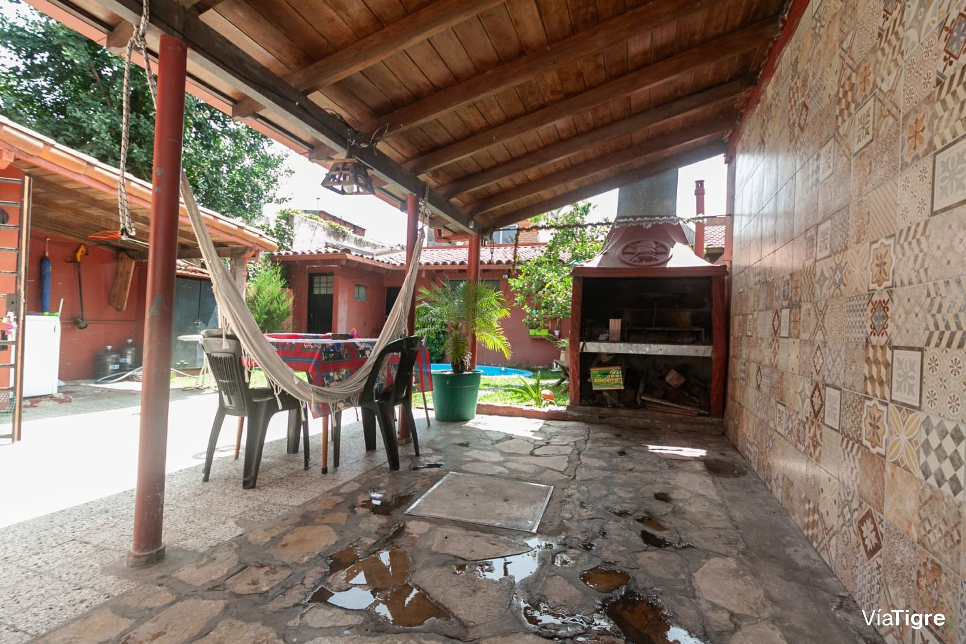 Venta Casa 4 Amb Con 2 Cochera, Jardin Y Pileta