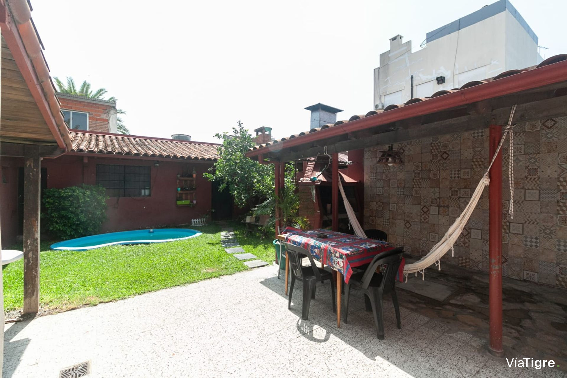 Venta Casa 4 Amb Con 2 Cochera, Jardin Y Pileta