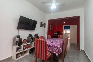 Venta Casa 4 Amb Con 2 Cochera, Jardin Y Pileta