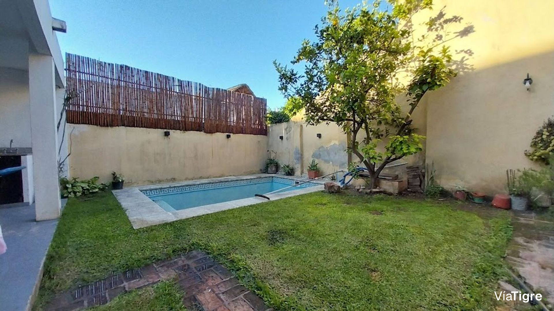 Venta Casa 4 Amb. Patio Parrilla Pileta Apto Cred.