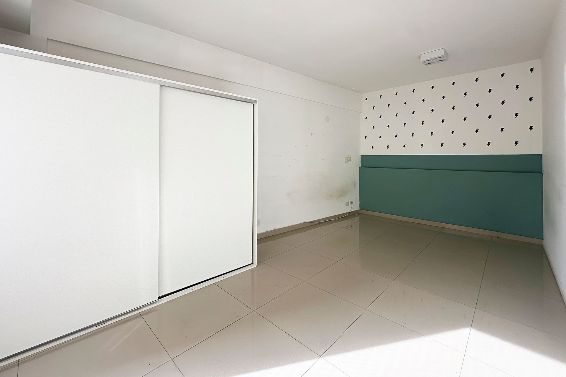 Venta Departamento Duplex 4 Amb C/Cochera Florida