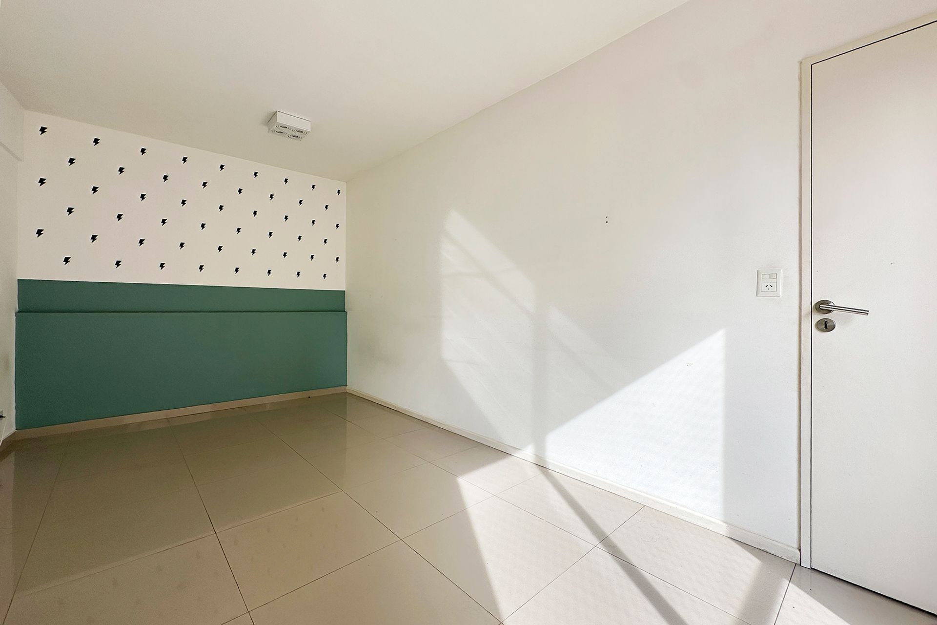 Venta Departamento Duplex 4 Amb C/Cochera Florida