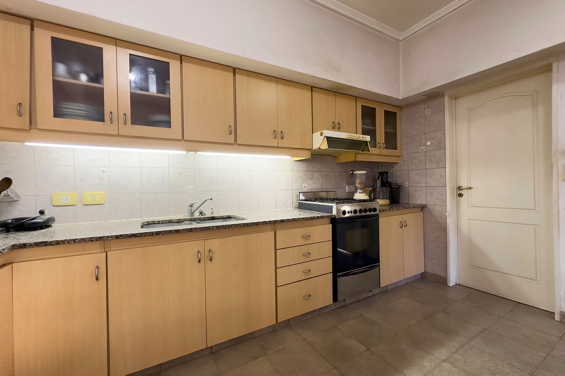 Venta Casa Martinez-Luis Saenz Pena 2700-5Amb-