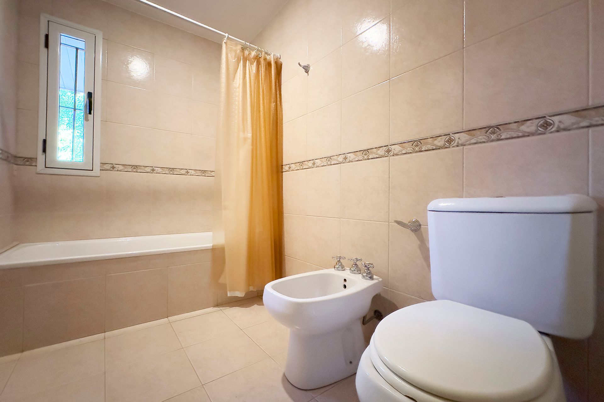 Venta Casa Martinez-Luis Saenz Pena 2700-5Amb-