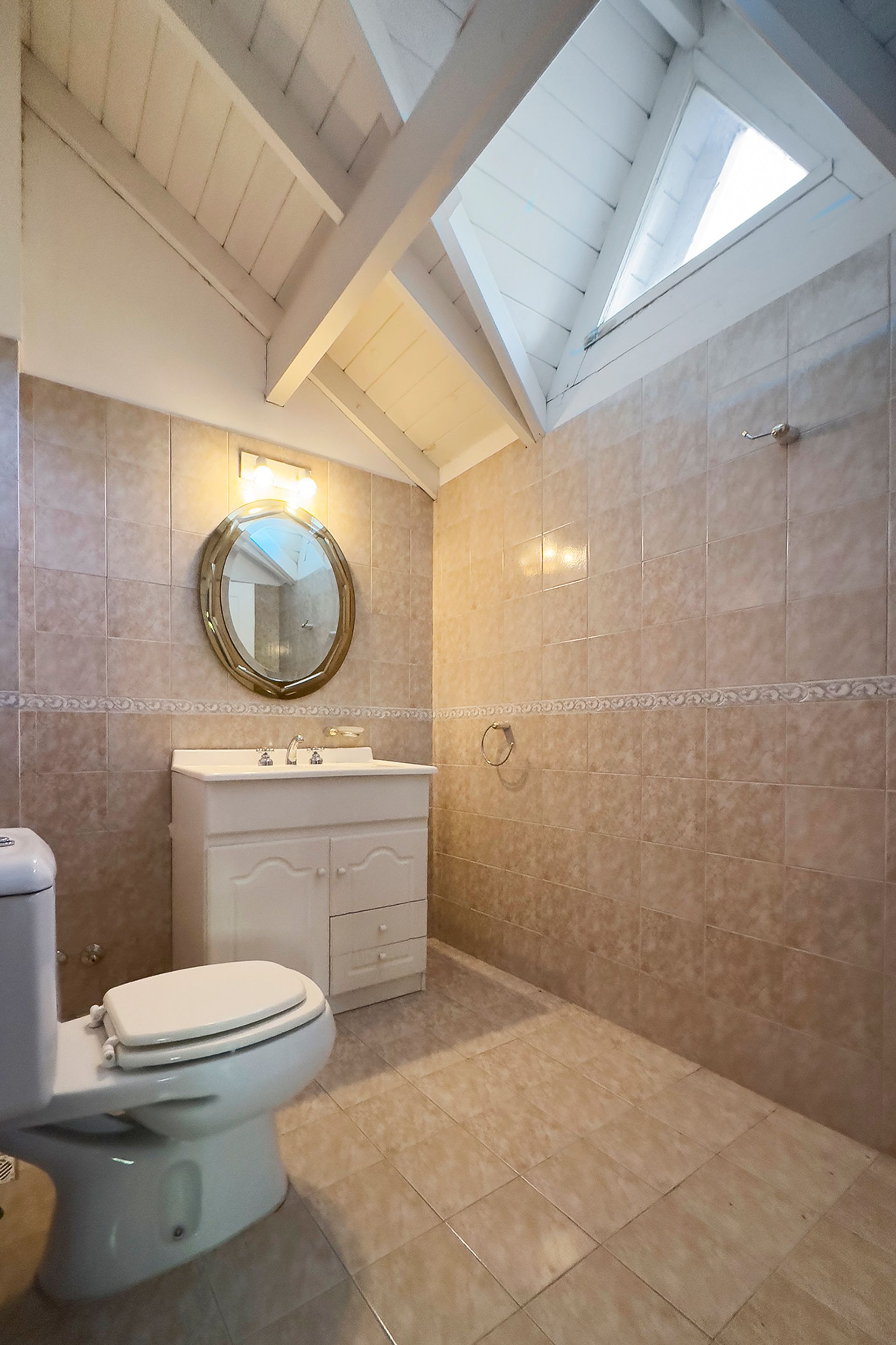 Venta Casa Martinez-Luis Saenz Pena 2700-5Amb-