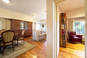 House Martinez-Luis Saenz Pena 2700-5 Rooms for Sale
