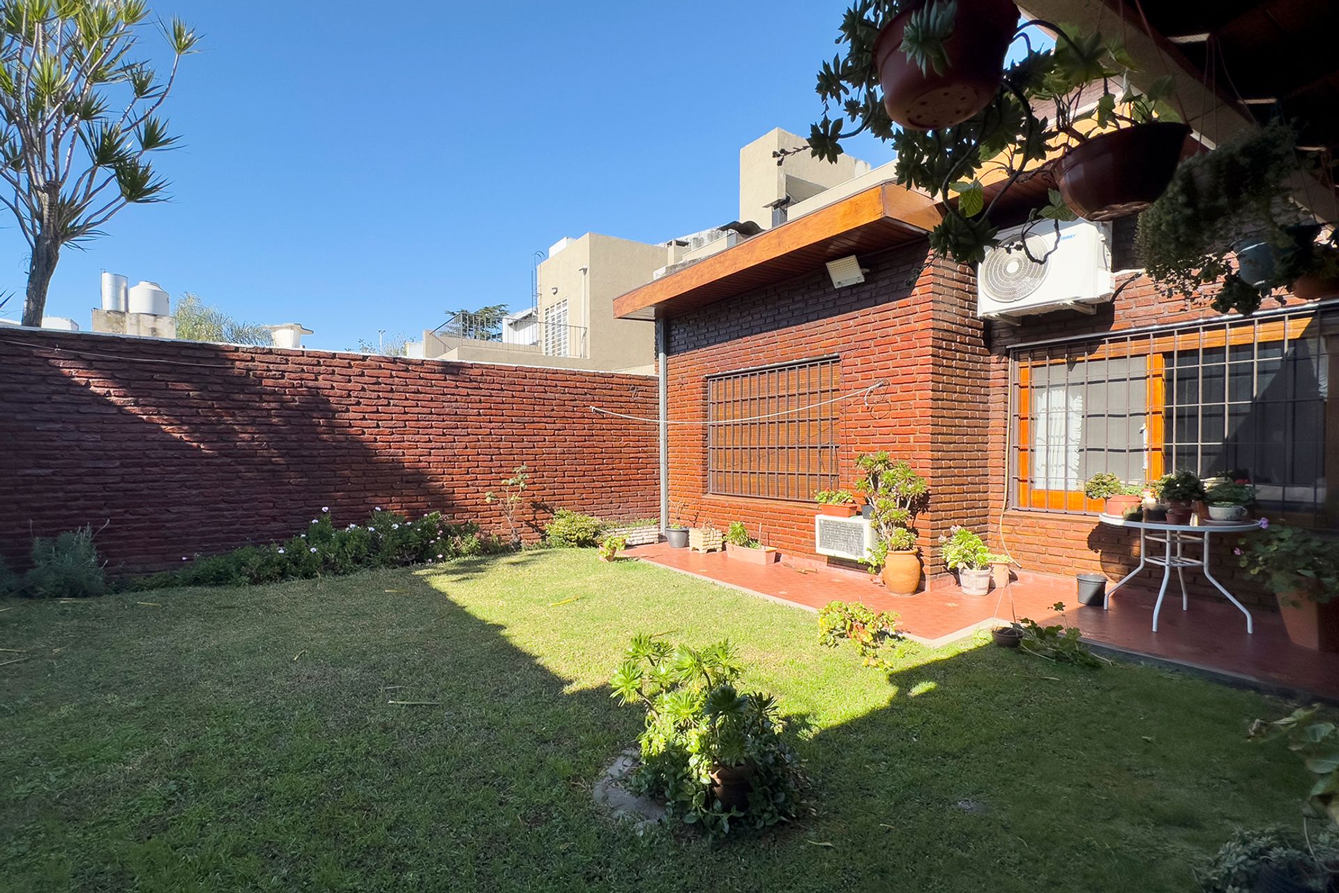 Venta Florida Vlopez Elegante Casa 5 Amb Exc Ubic