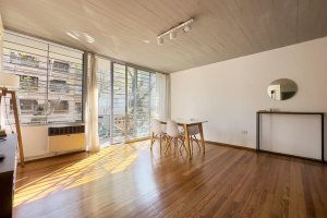 Sale - Apartment 2 Rooms with Carport and Balcony - San Isidro