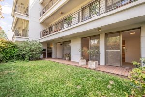 Arboris Las Lomas with 2 parking spaces 204 meters