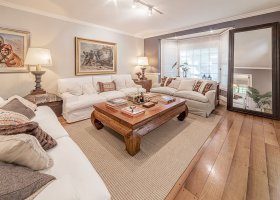 Casa 6 ambientes 300m2 piscina en Martinez