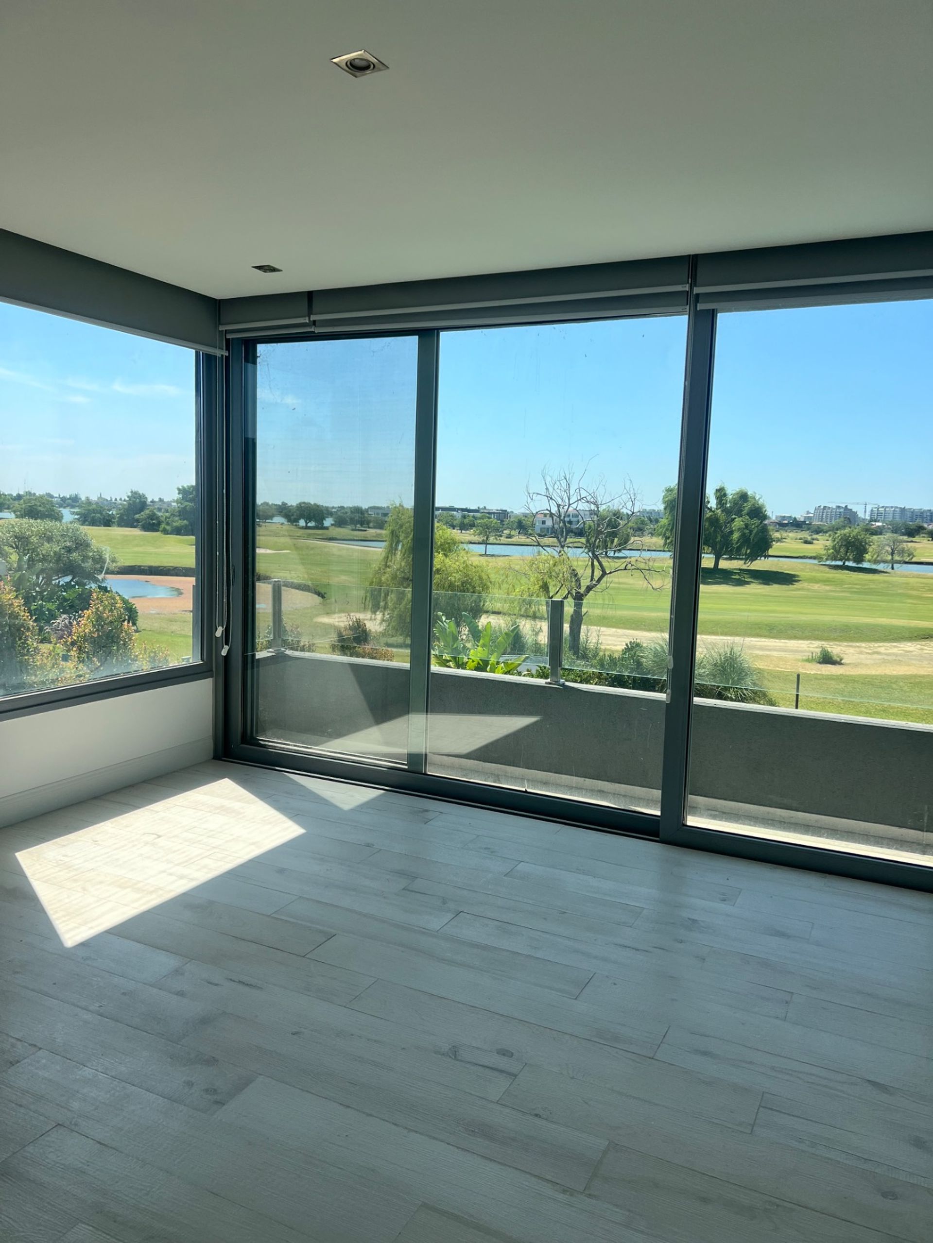 VENTA CASA 7 AMB con SENSACIONAL VISTA AL GOLF