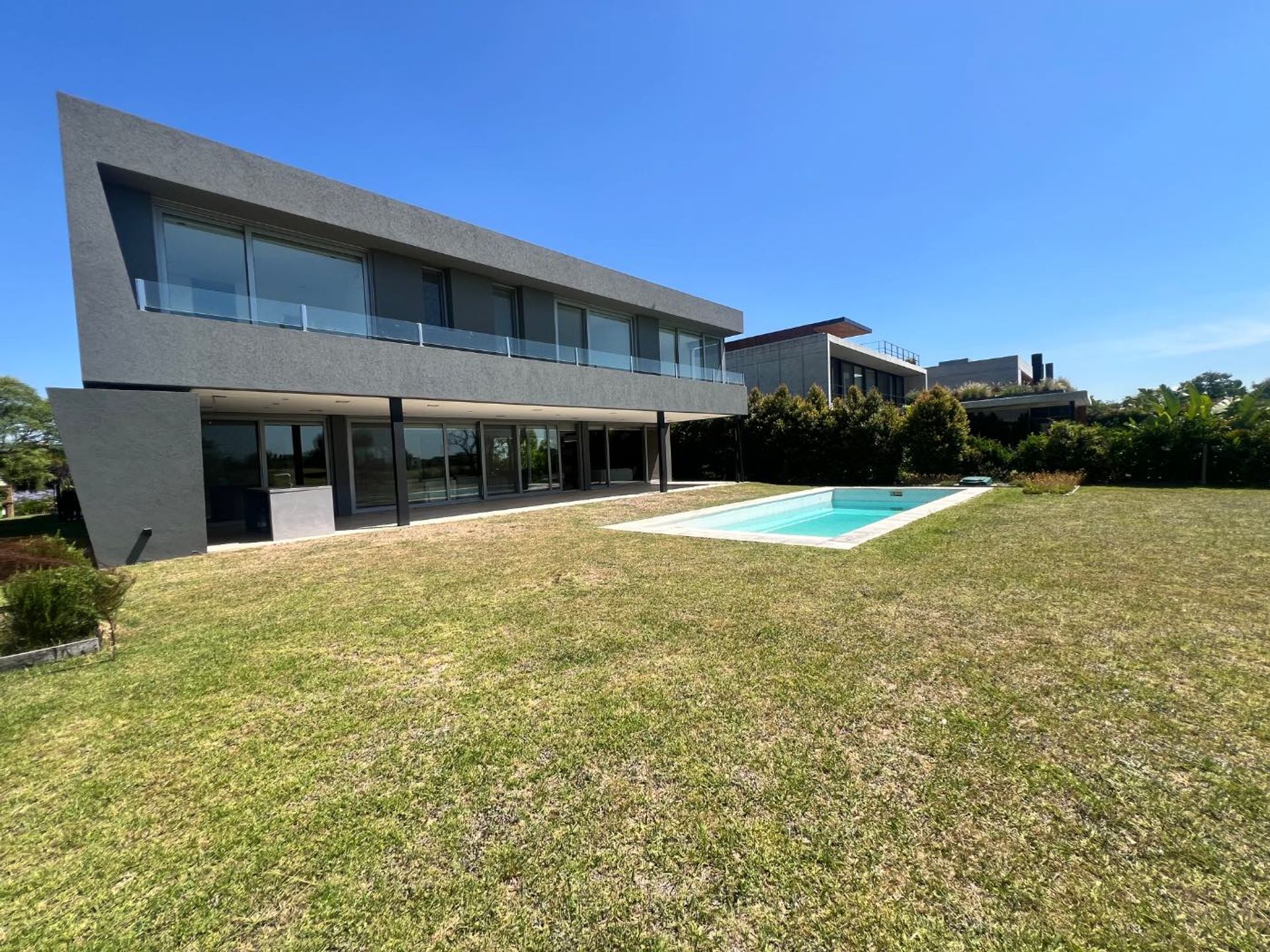 VENTA CASA 7 AMB con SENSACIONAL VISTA AL GOLF