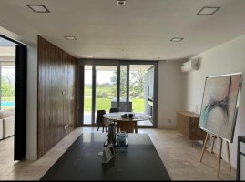 VENTA CASA 7 AMB con SENSACIONAL VISTA AL GOLF