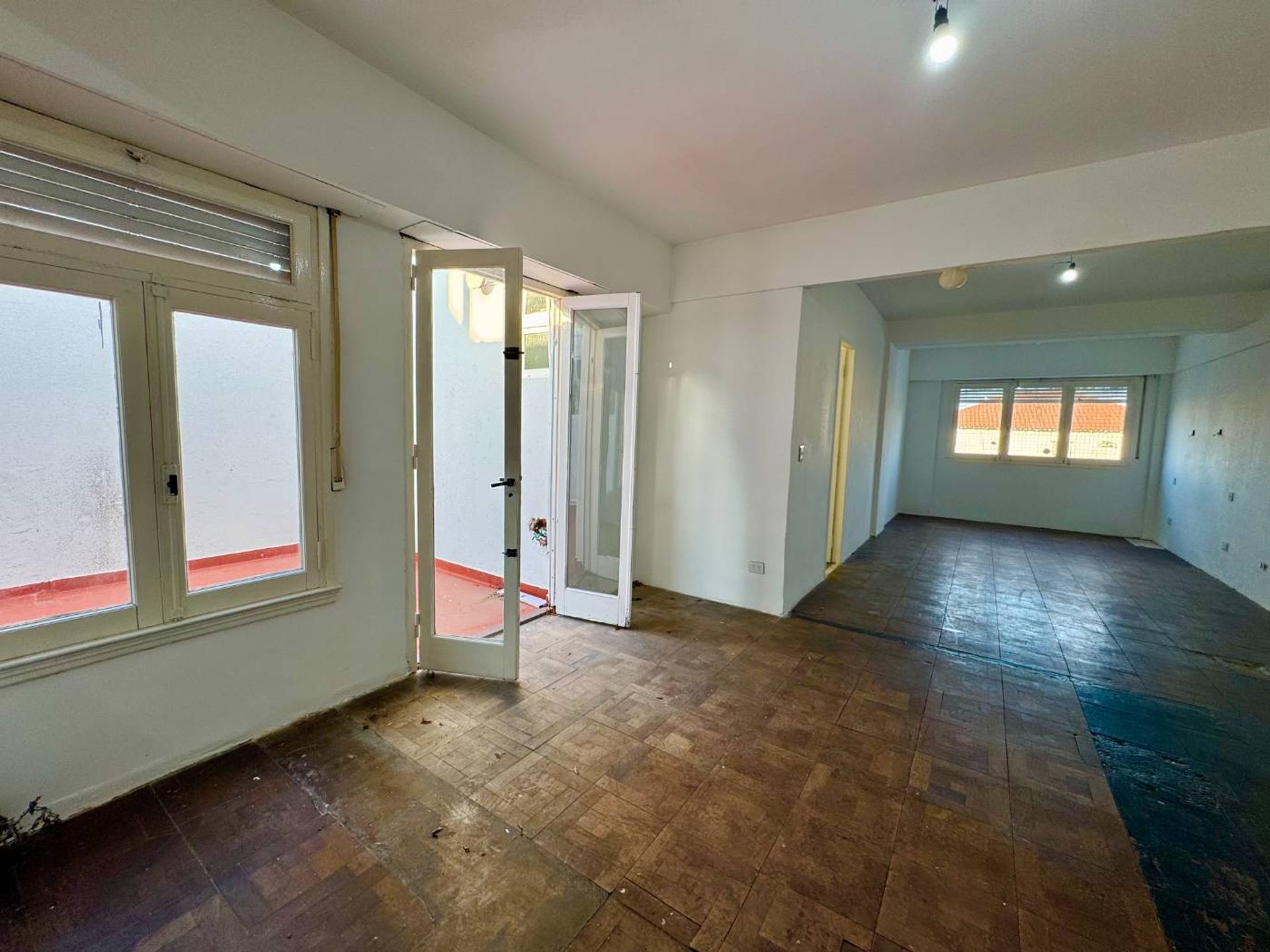Sale PH with patio in Vicente Lopez on Maipu Ave