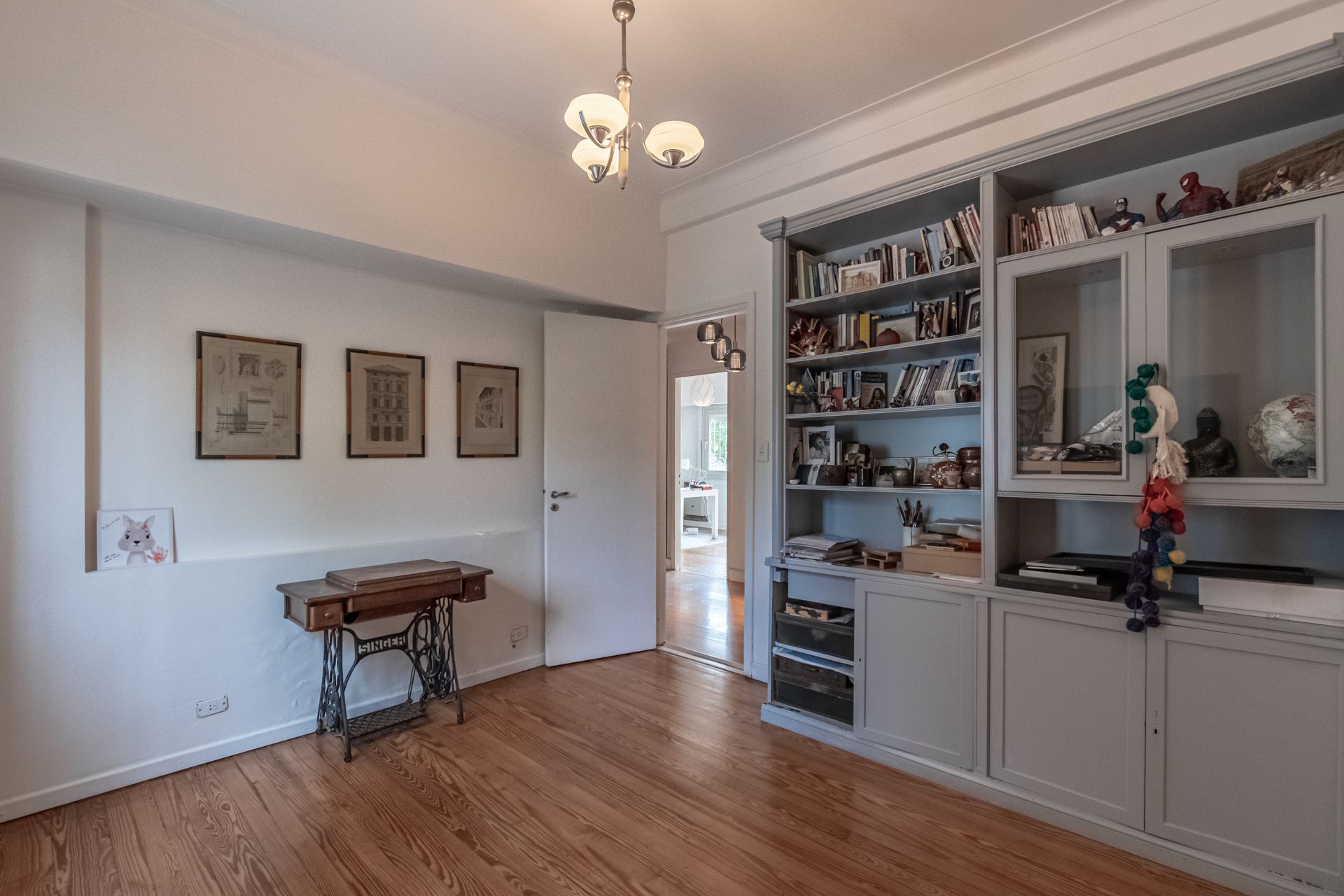 Venta Casa En Vicente Lopez Con Jardin Y Pileta