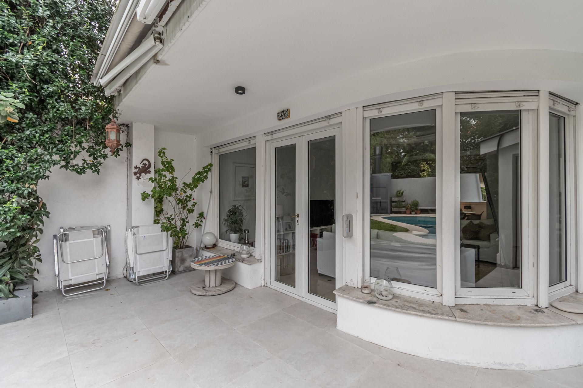 Venta Casa En Vicente Lopez Con Jardin Y Pileta