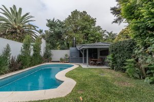 Venta Casa En Vicente Lopez Con Jardin Y Pileta