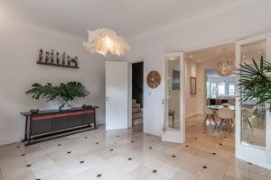 Venta Casa En Vicente Lopez Con Jardin Y Pileta