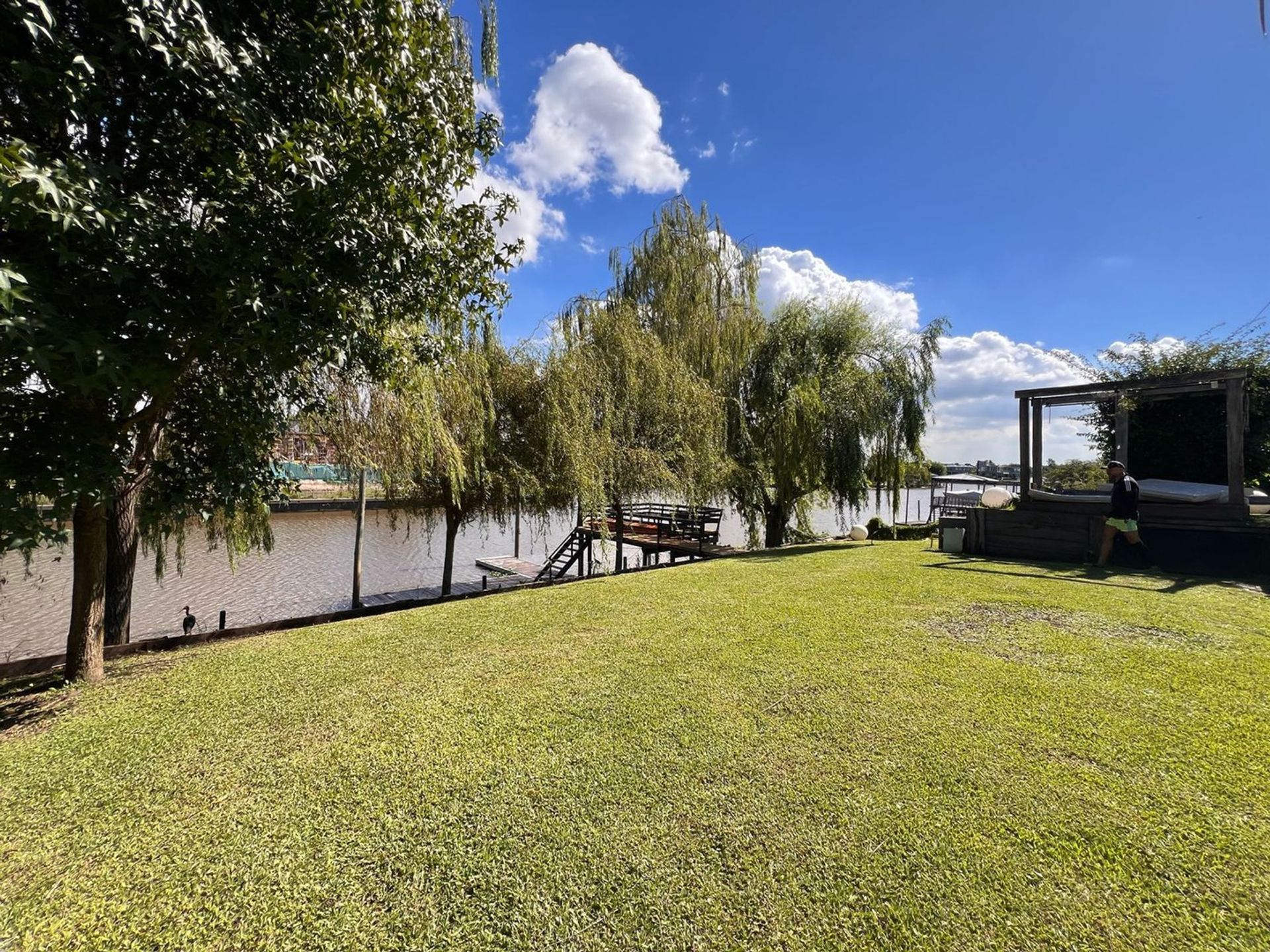 Casa venta Barrio San Benito Tigre Lote al rio