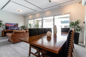 3‑room house for rent in Olivos with pool and grill