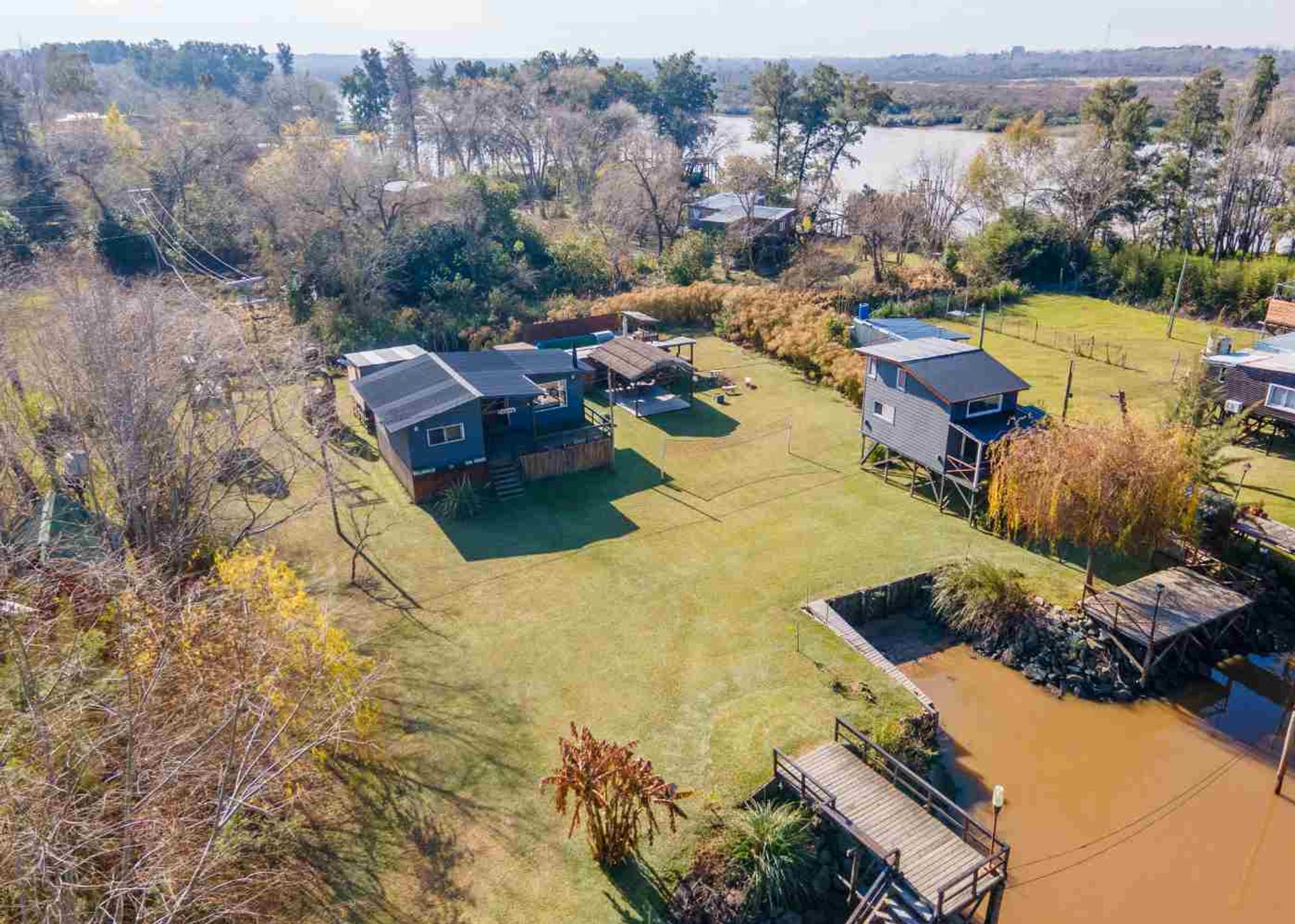 2 Cabañas en Venta 2 y 3 amb. isla de Tigre