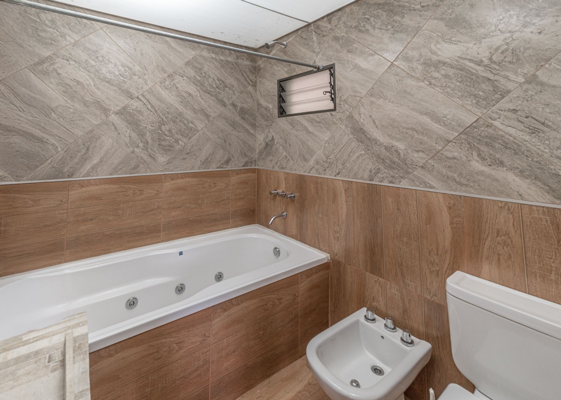 Casa Venta 5 Amb. Benavidez
