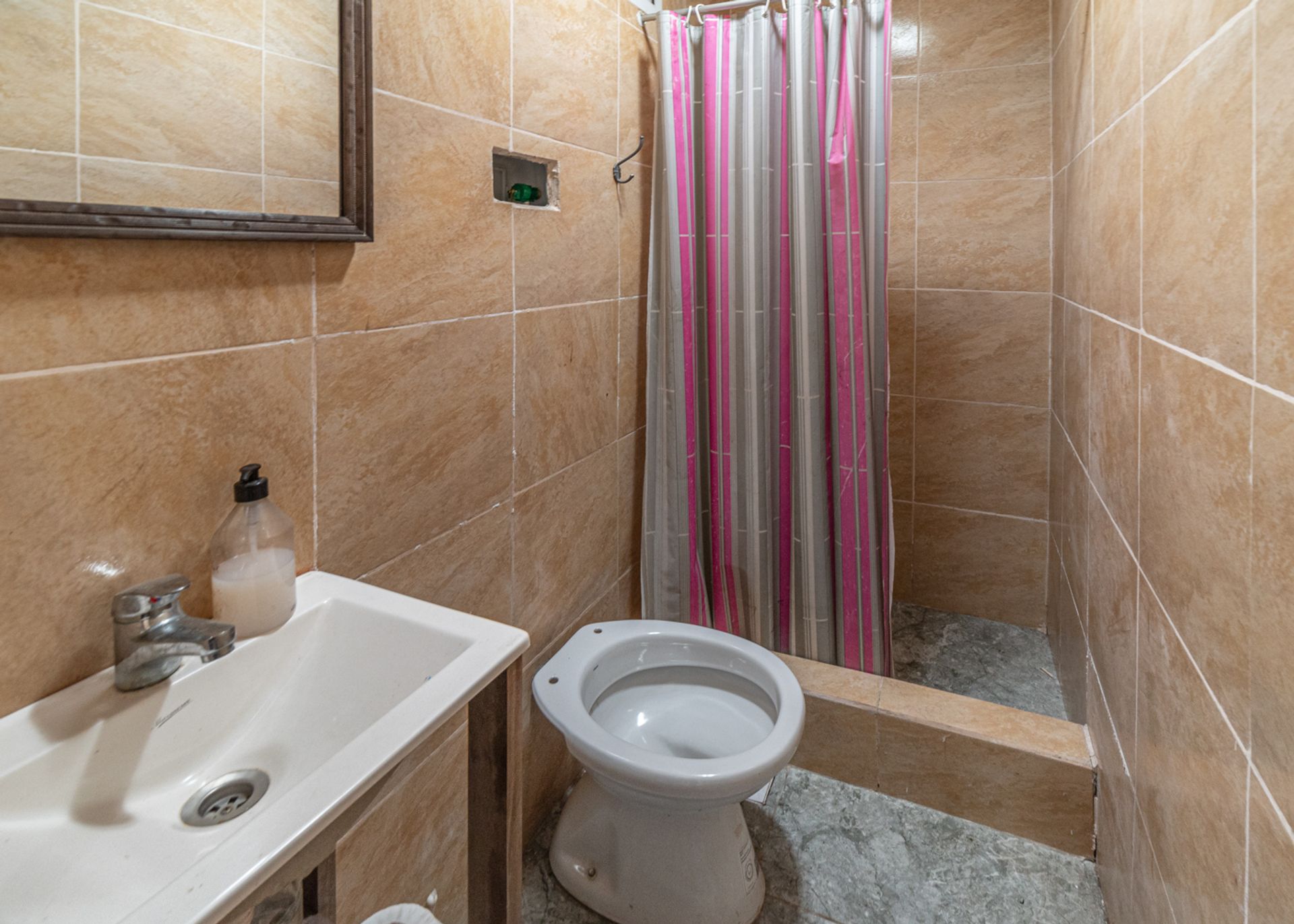 Casa Venta 5 Amb. Benavidez
