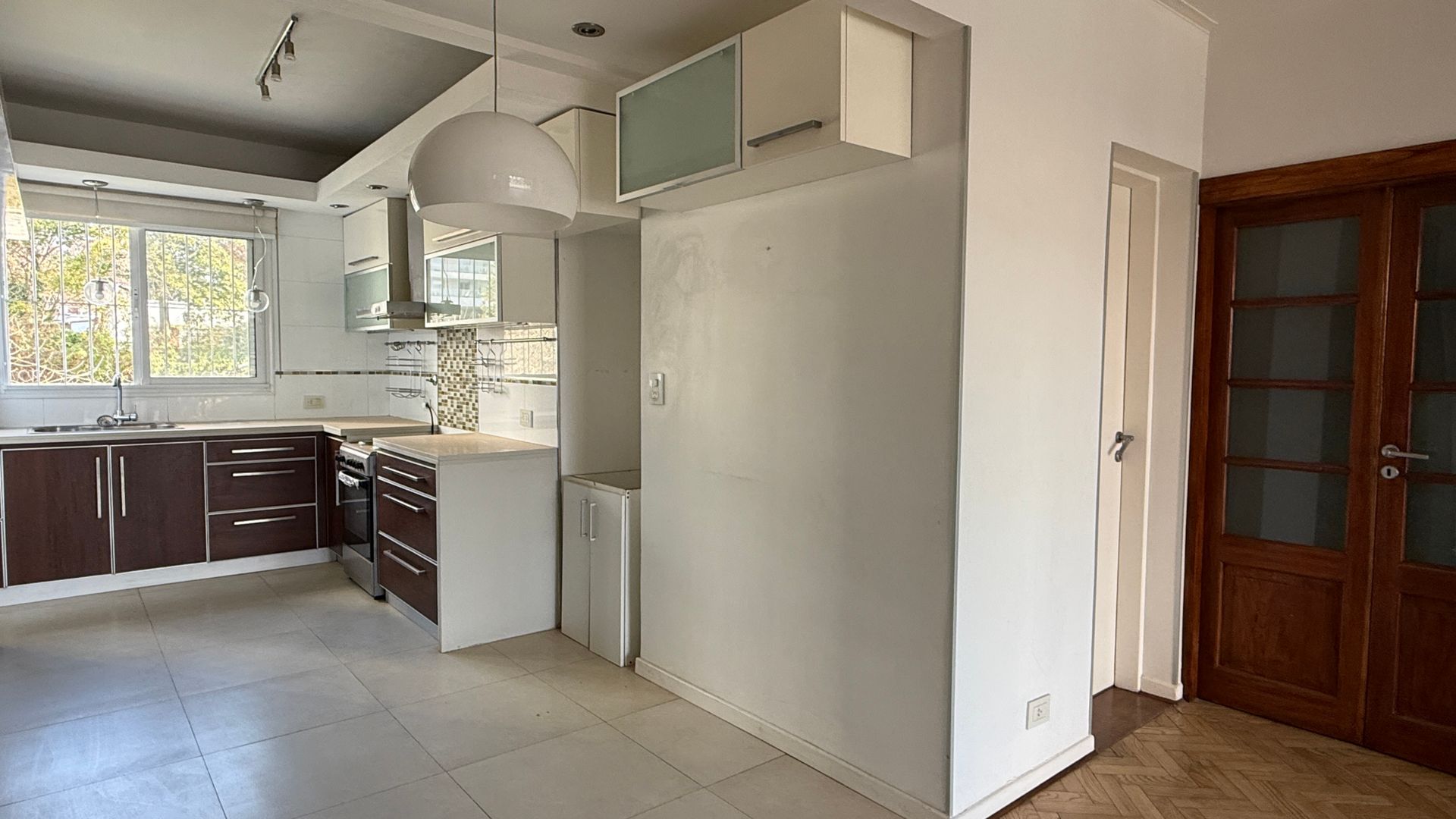 Alquiler Departamento 4 Amb. Con Cochera En Olivos