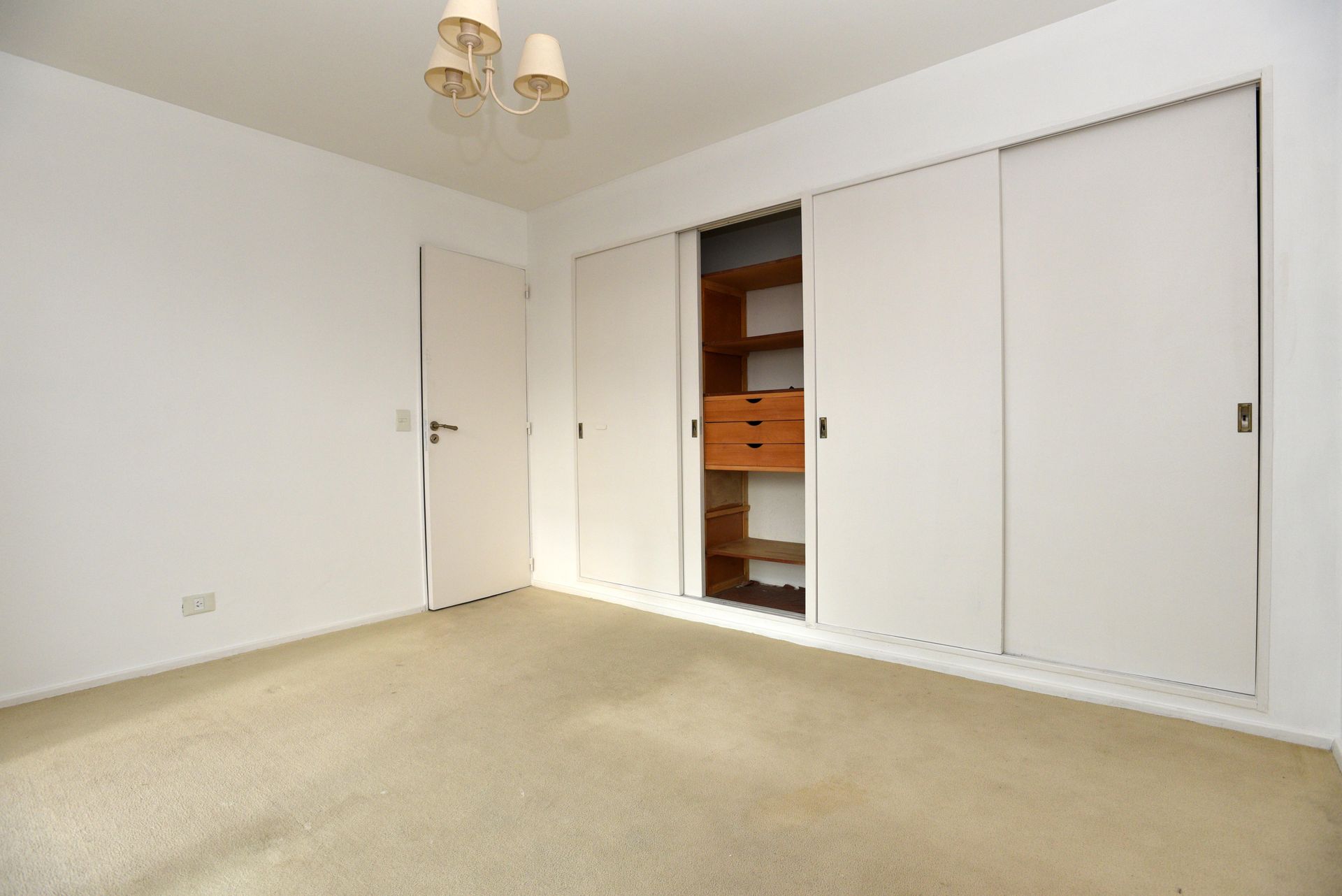 Departamento 4 amb venta con vista abierta