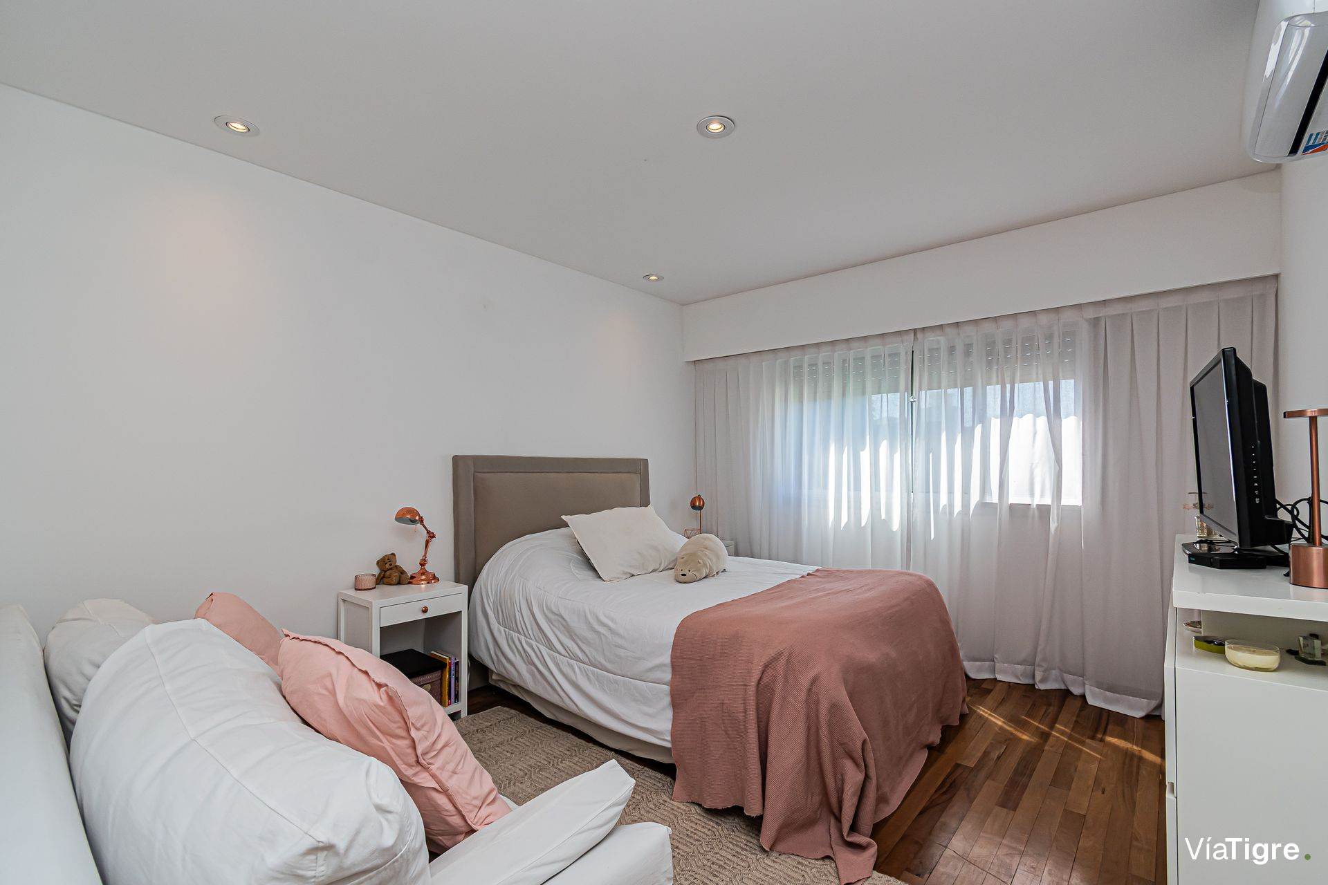 Venta casa 4 amb en Olivos pileta parque cochera