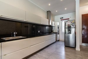 Venta Casa 3 amb en Olivos con pileta y parrilla