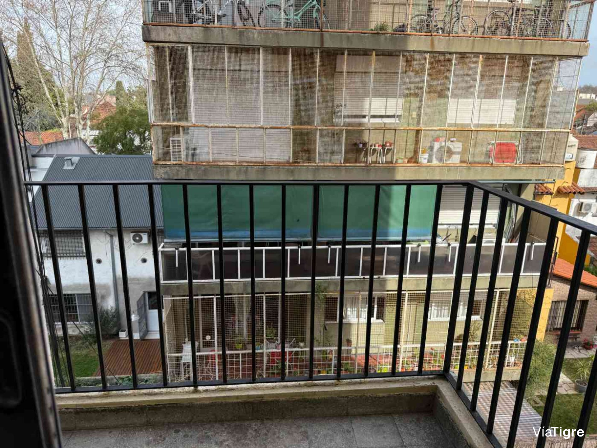 Venta en olivos 3 ambientes a reciclar
