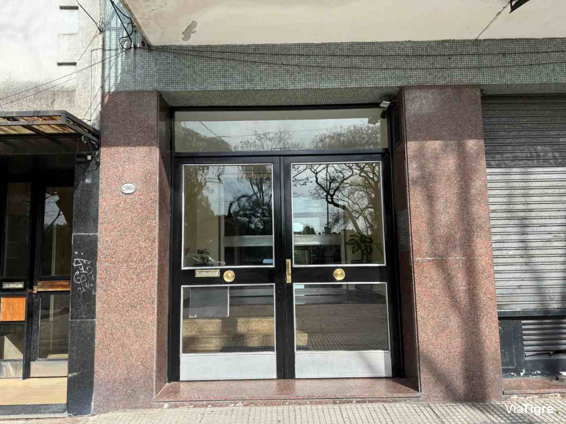 Venta en olivos 3 ambientes a reciclar