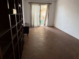 Venta en olivos 3 ambientes a reciclar