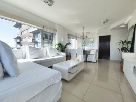 Vicente Lopez Sale: 3 Bedrooms, View, 2 Parking Spaces