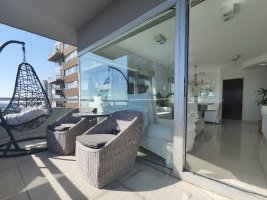 Vicente Lopez Sale: 3 Bedrooms, View, 2 Parking Spaces