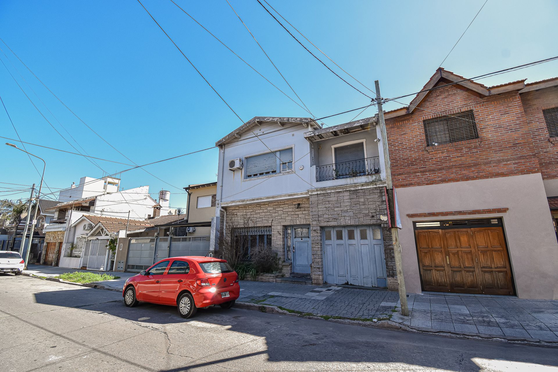 Venta casa 9 amb en Florida con balcón y terraza