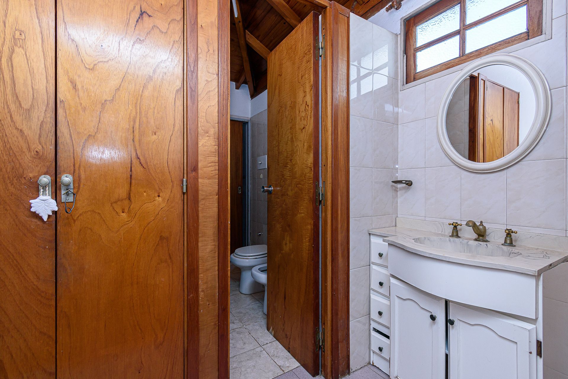 Venta Permuta casa 9 amb en Florida con quincho