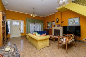 Venta casa 9 amb en Florida con balcón y terraza